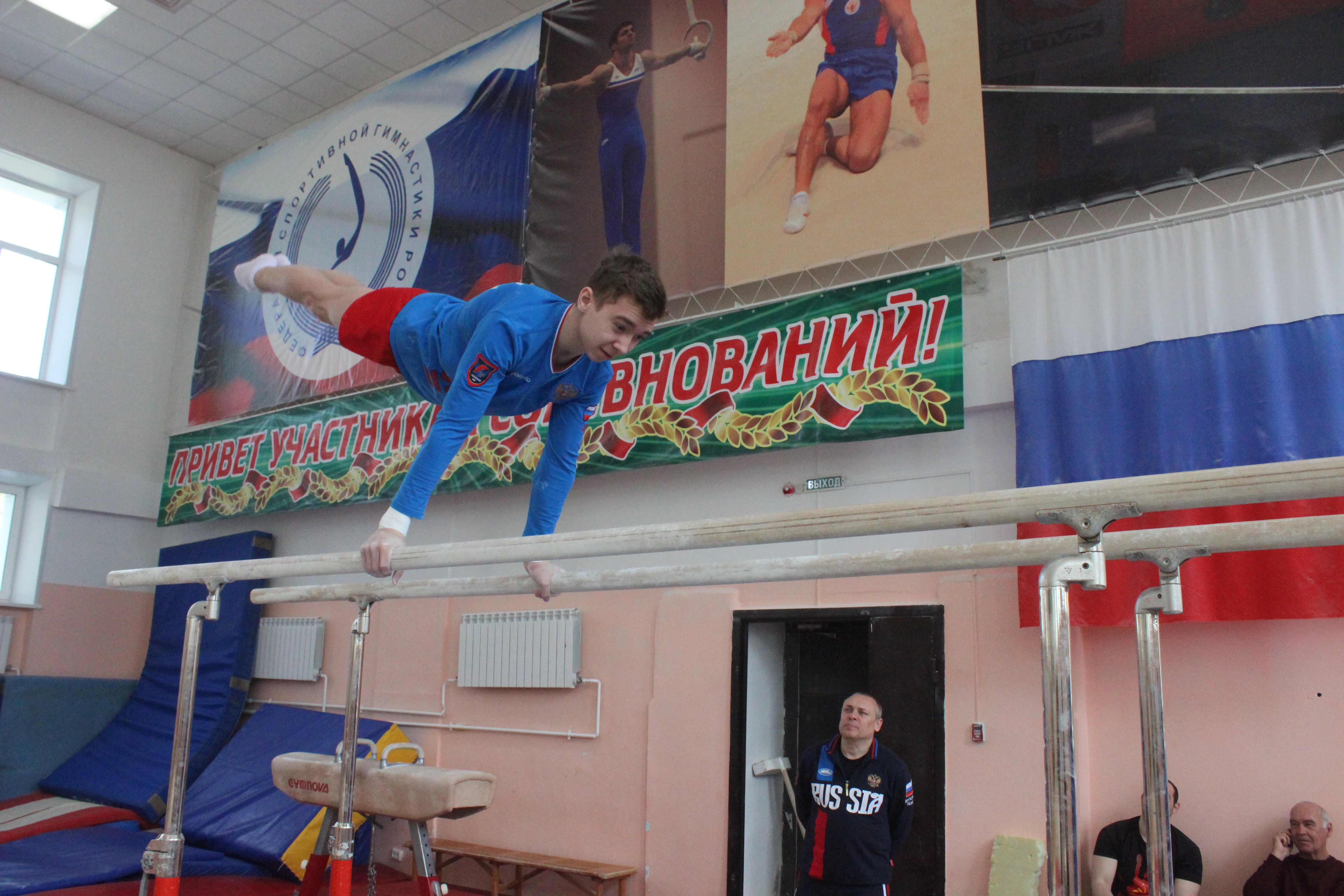 Барнаульские гимнасты – победители Спартакиады молодежи России – провели открытую тренировку