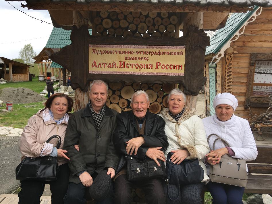 Жители и члены Совета ТОС Привокзального микрорайона побывали на экскурсии в Бийске и пригороде
