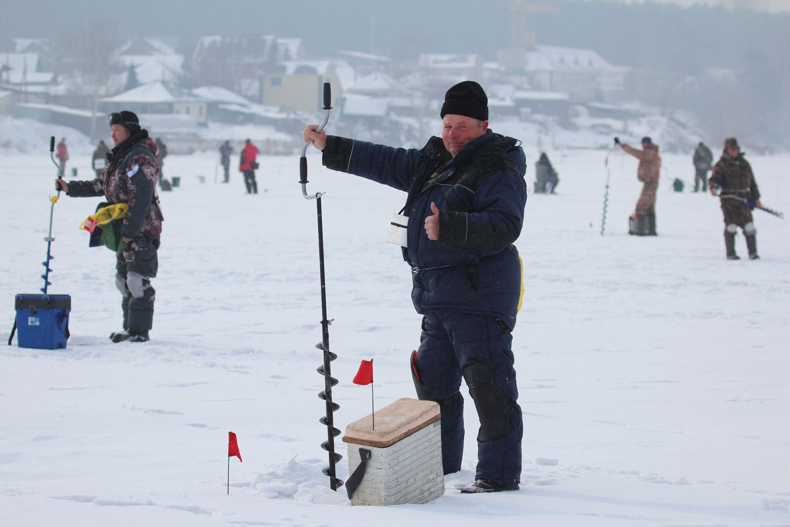 Команда Алтайского края стала чемпионом России по ловле рыбы на мормышку со льда