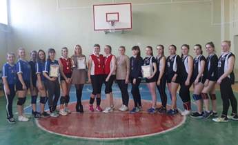 В Барнауле прошли волейбольные, теннисные,  шахматные турниры в рамках ведомственных спартакиад 