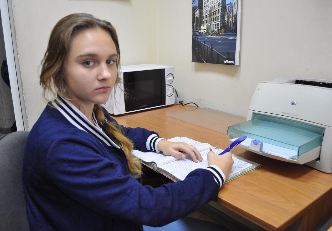 Центр занятости приглашает предприятия Барнаула трудоустраивать подростков летом