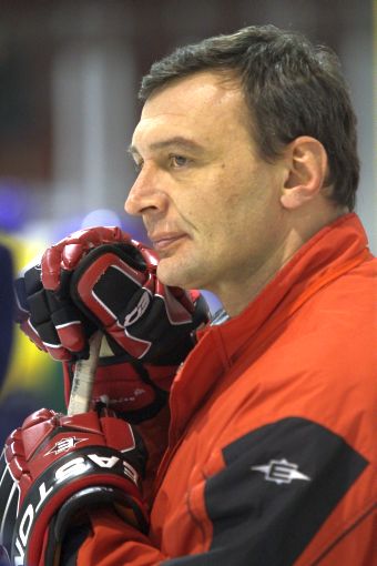 Кубок Поколения 4.JPG Кубок Поколения 4.JPG