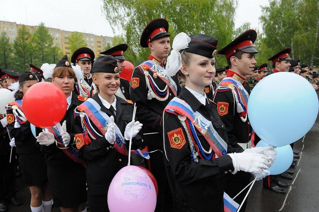 Последний звонок в кадетской школе Последний звонок в кадетской школе