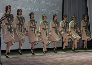Фестиваль-конкурс национальных культур «Палитра дружбы» открылся в Барнауле