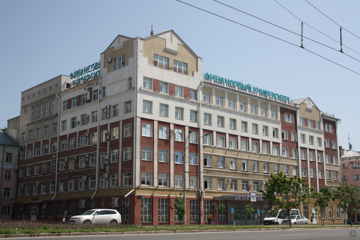 Выпускников школ и колледжей Барнаула приглашают в Алтайский филиал Финансового университета на День открытых дверей