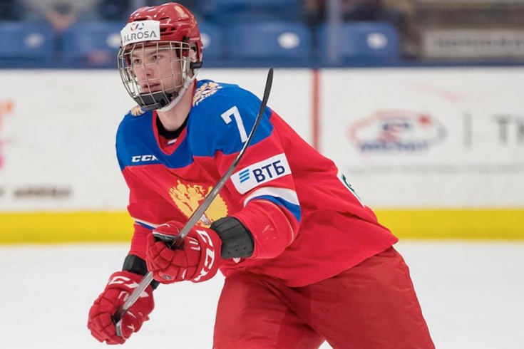Уроженец Барнаула Андрей Свечников, играющий за «Каролину», забил первый гол в НХЛ