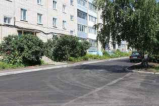 В пригороде Барнаула продолжается благоустройство дворов в рамках нацпроекта «Жилье и городская среда»