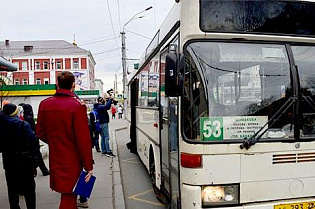 В Барнауле продолжаются проверки соблюдения масочного режима в общественном транспорте