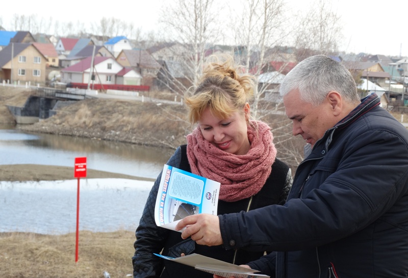 В Барнауле продолжают рейды по соблюдению правил безопасности на водоемах