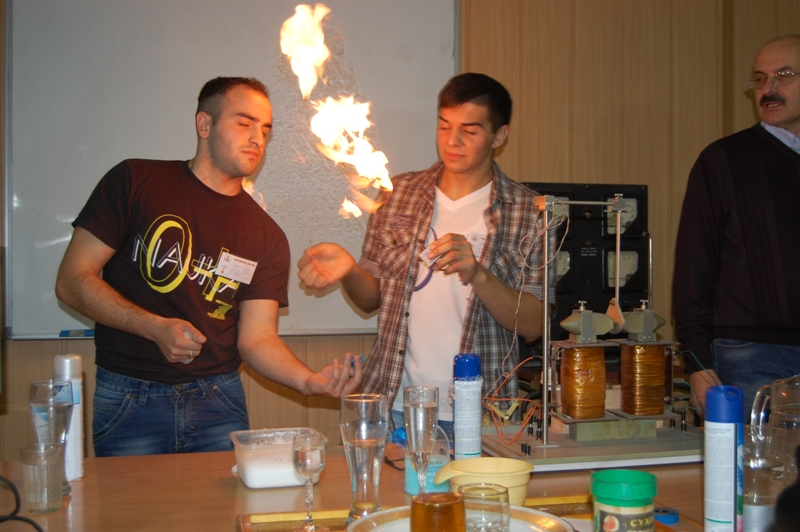 Московские физики проведут учебно-тренировочные сборы для школьников