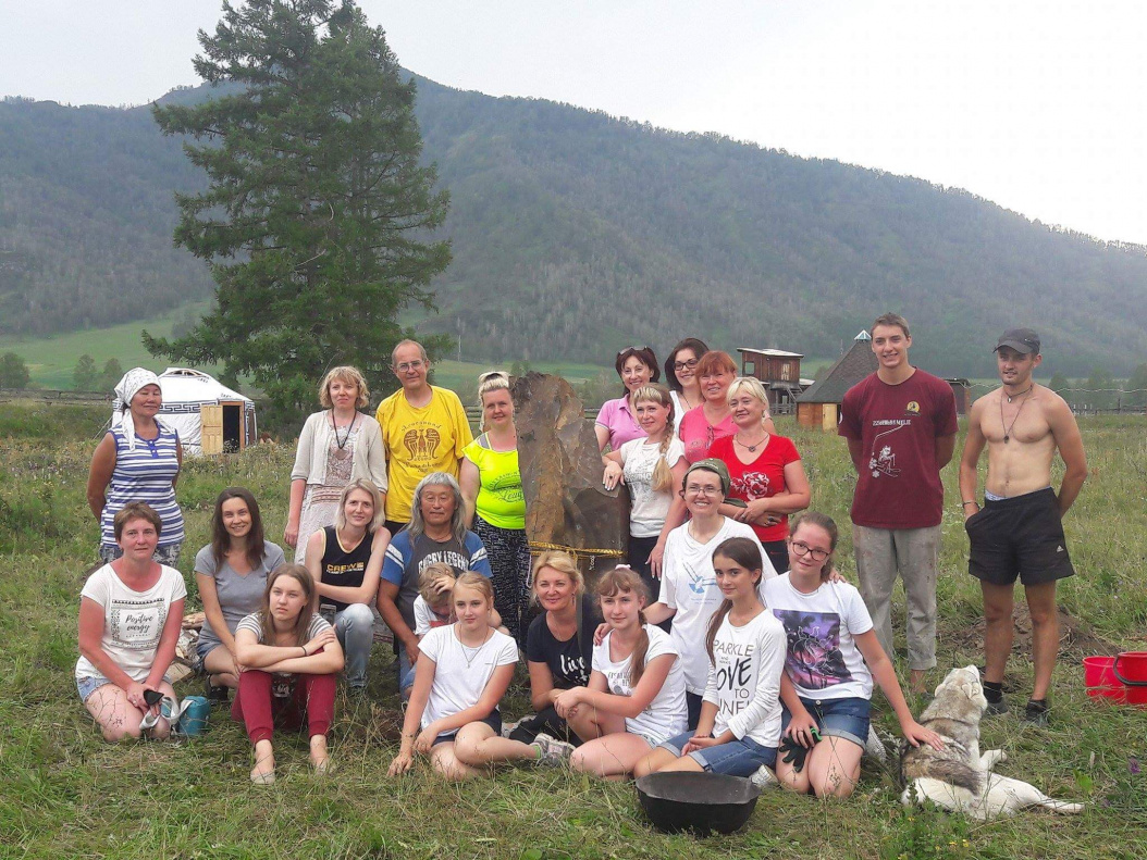 Студенты из Франции прошли практику в горах Алтая
