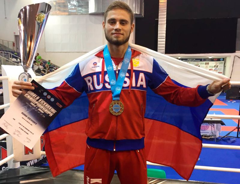 Дмитрий Томилин из Барнаула стал победителем первенства мира по кикбоксингу