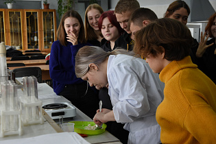 Алтайский «политех» организовал для школьников Барнаула полезные каникулы 