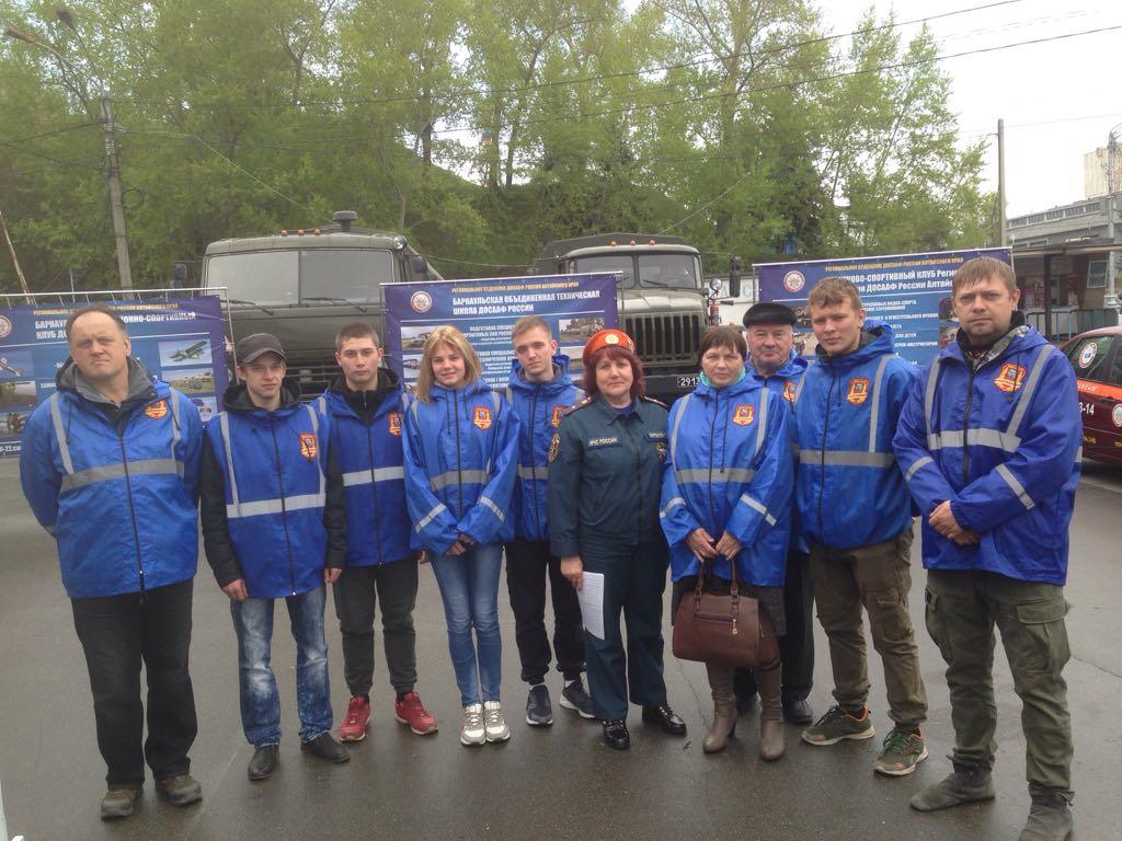 Барнаульские дружинники охраняли общественный порядок на ярмарке вакансий