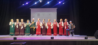 В Барнауле состоялся фестиваль творчества «Весенняя радуга», посвященный 85-летию Центрального района