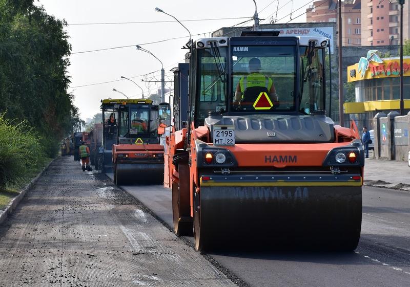 Главный проспект Барнаула ремонтируют в рамках проекта «Безопасные и качественные дороги»