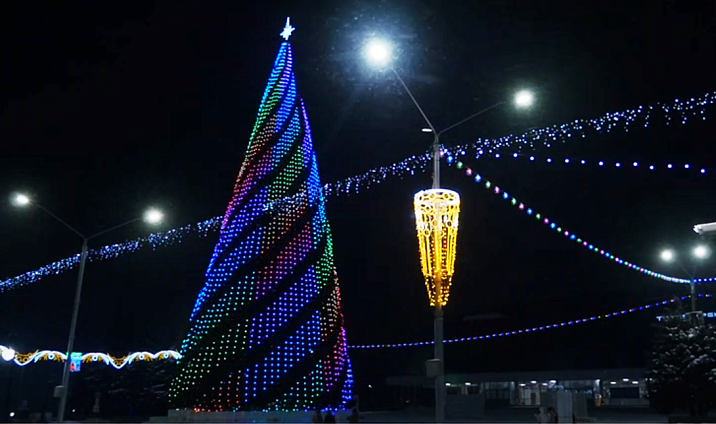 Главную новогоднюю елку в Барнауле установят на площади Сахарова