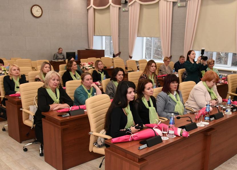 Участницы Совета женщин при главе Барнаула обсудили вопросы развития системы дополнительного образования детей в городе