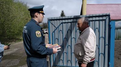 Особый противопожарный режим: с жителями частного сектора проводят профилактические рейды