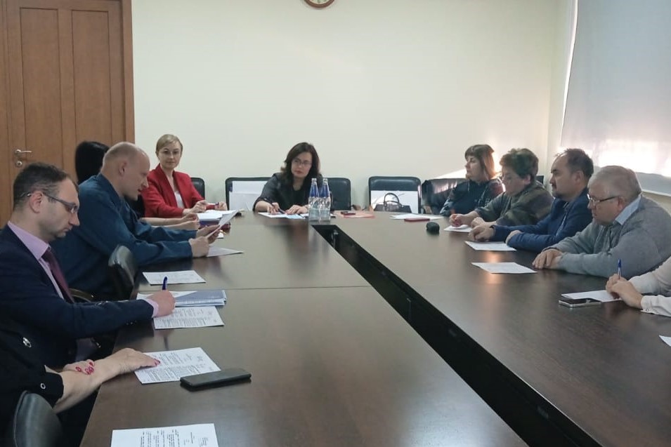 В администрации Барнаула состоялось заседание городского совета по делам инвалидов