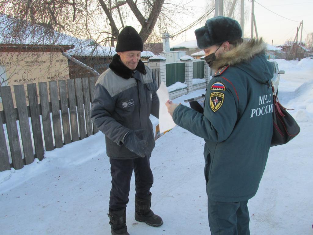 В пригороде Барнаула проходят рейды по соблюдению требований пожарной безопасности