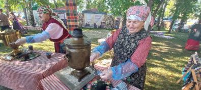 «Ярмарка вкусов»: как прошёл гастрономический фестиваль в Индустриальном районе Барнаула 