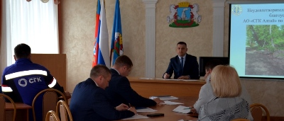 В администрации Ленинского района состоялось совещание по вопросу восстановления нарушенного благоустройства после проведенных земляных работ 