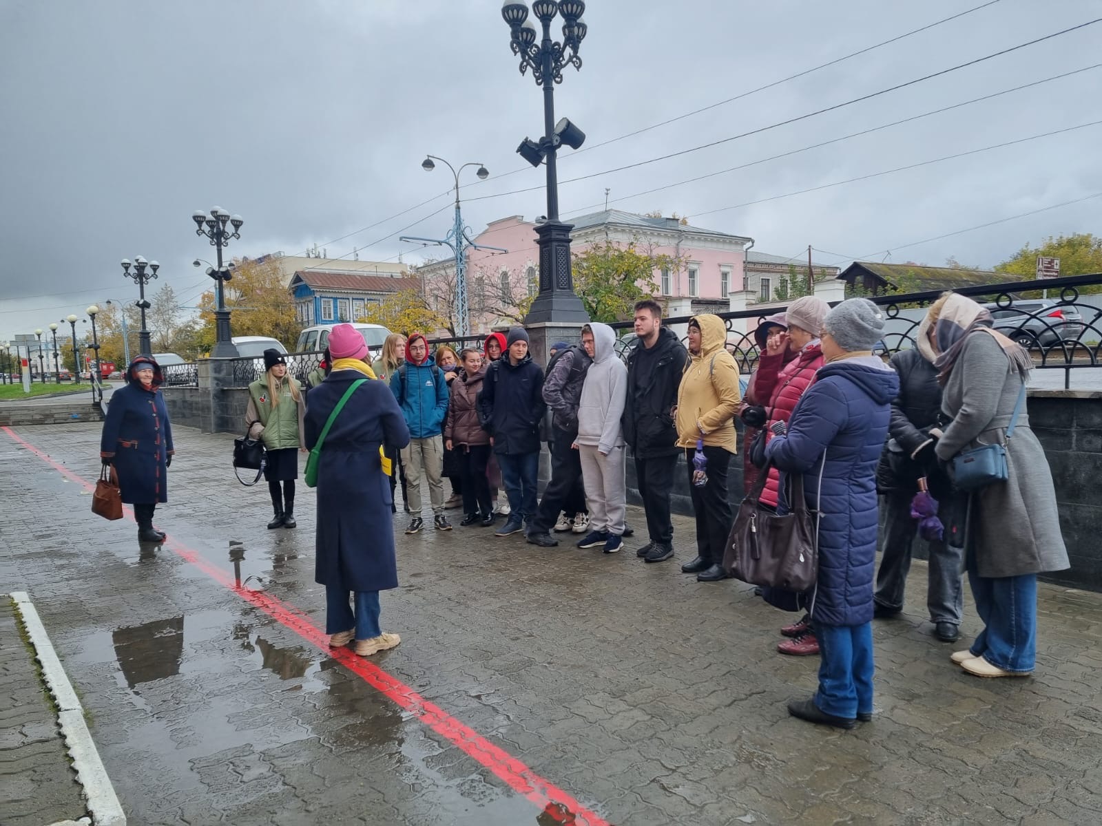 В День туризма в Барнауле прошли экскурсии и квест 