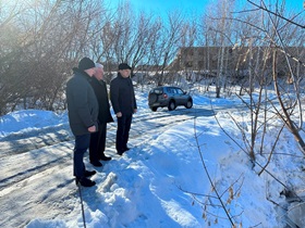 Глава администрации Ленинского района Евгений Авраменко побывал на месте проведения работ в рамках противопаводковых мероприятий