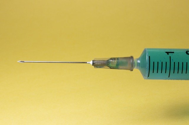 Барнаульцам напоминают: продолжается ежегодная вакцинация от гриппа 