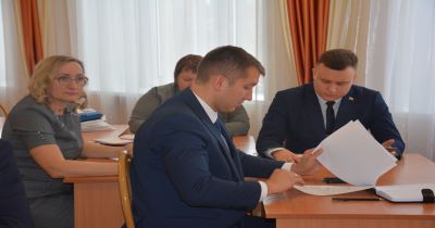 В Ленинском районе прошла рабочая встреча по вопросу исполнения обращений избирателей, поступившим депутатам Барнаульской городской Думы