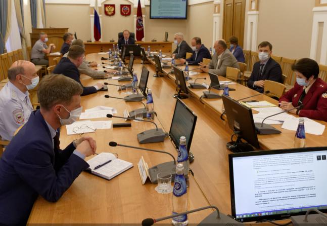 Оперативный штаб по профилактике распространения коронавирусной инфекции в Алтайском крае рассмотрел новые ограничительные меры