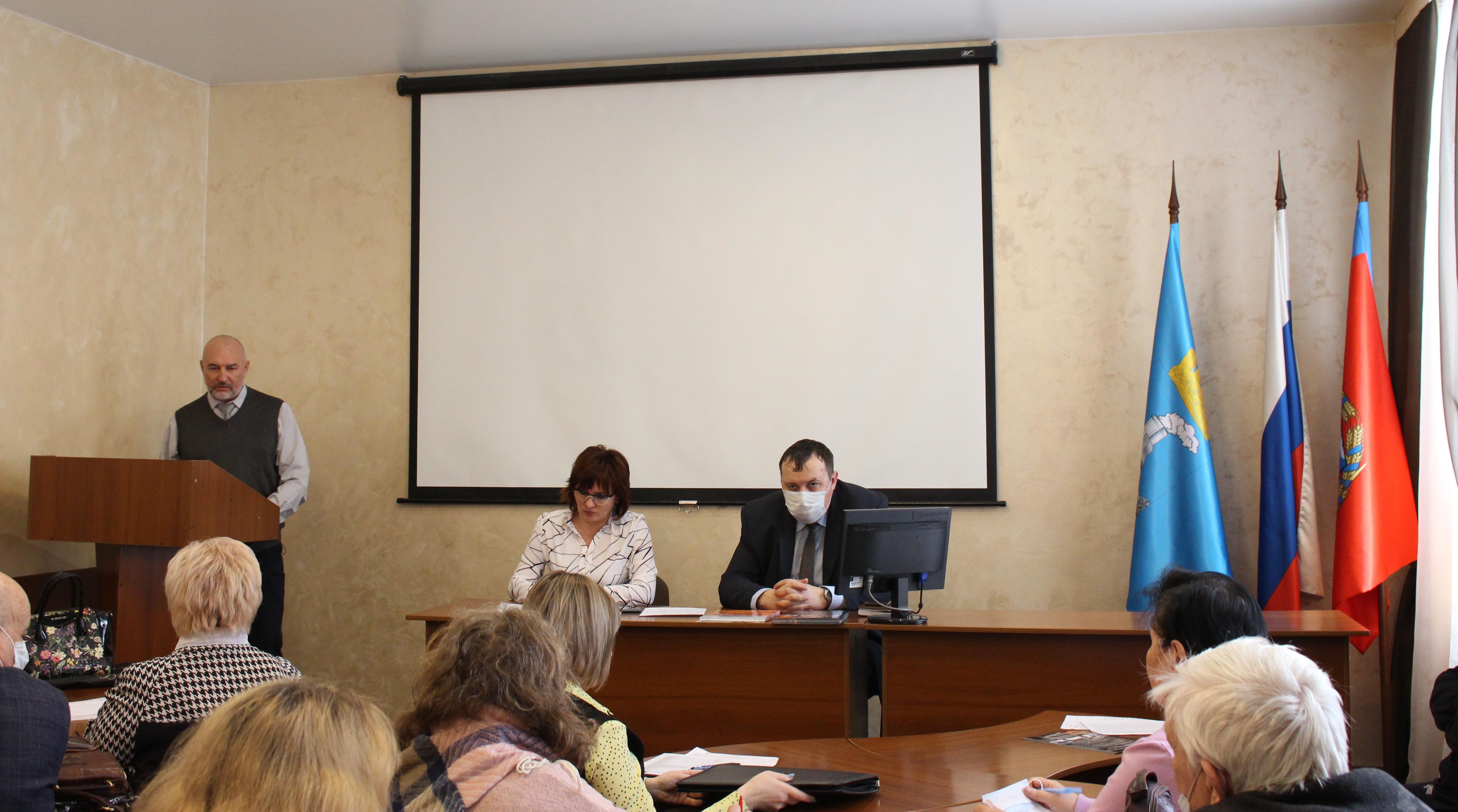 В администрации Центрального района Барнаула прошло совещание с председателями СНТ