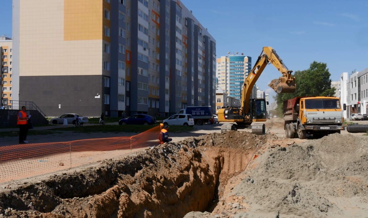 В Барнауле приступили к строительству участка дороги по улице Сиреневой 