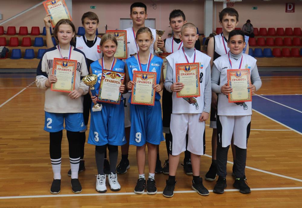 Команда Железнодорожного района – серебряные призеры XVII спартакиады по месту жительства среди детей и подростков