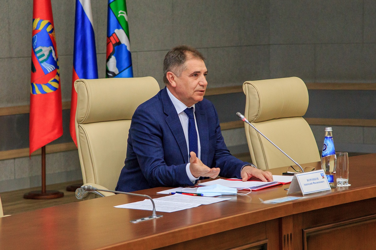 Анатолий Воронков: «В связи с прогнозируемым потеплением нужно взять на особый контроль паводковую ситуацию в Барнауле»
