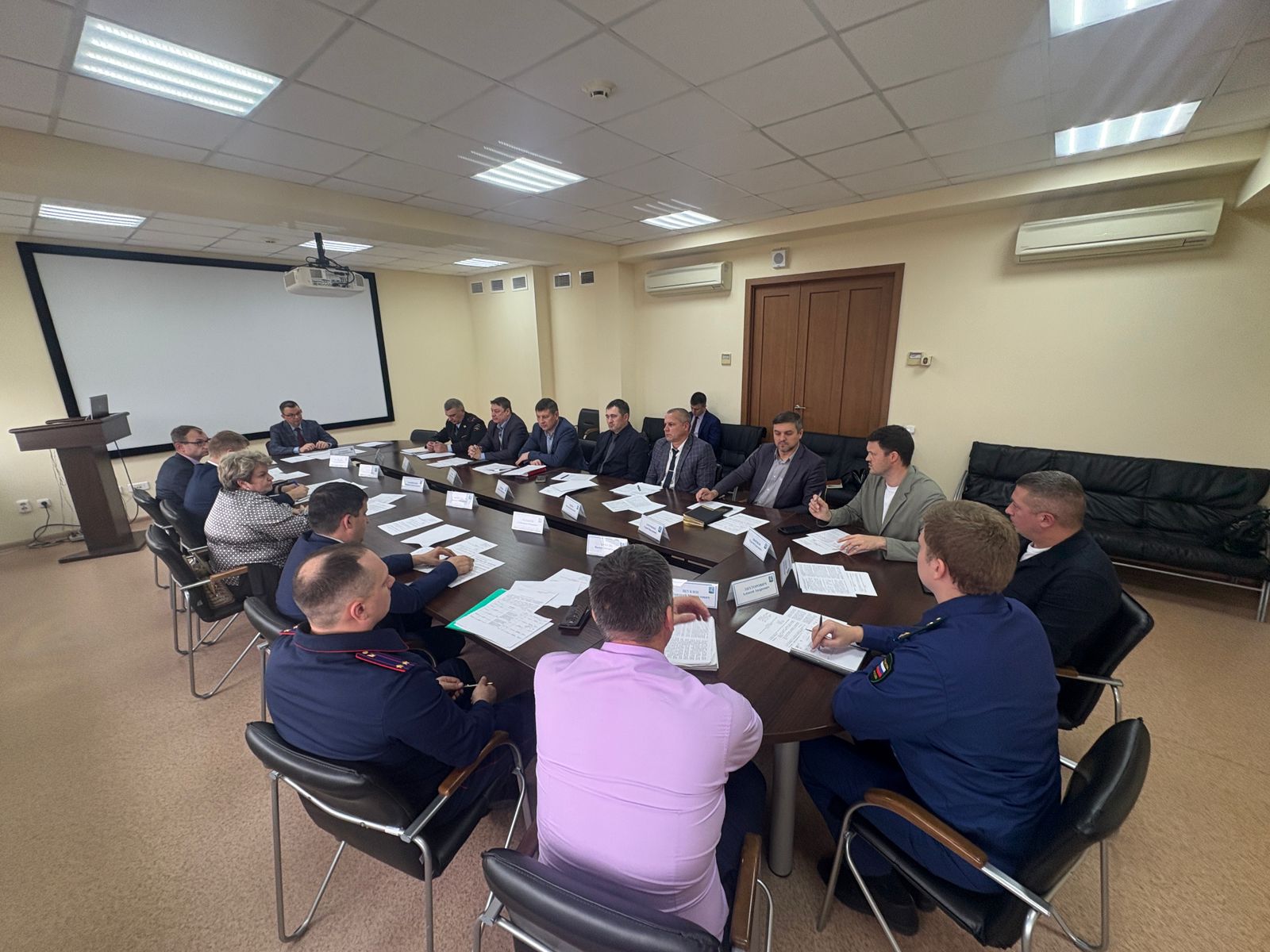 В администрации города Барнаула состоялось заседание комиссии по обеспечению безопасности дорожного движения