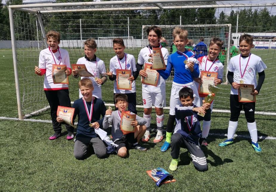 Команда Индустриального района одержала победу в городском футбольном фестивале, приуроченном к Чемпионату Европы по футболу -2021