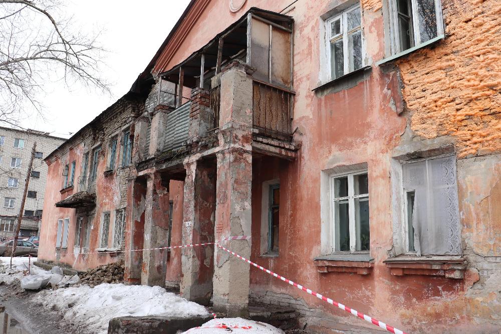 В Железнодорожном районе организована эвакуация жильцов дома по улице Советской Армии, 54