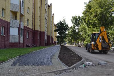 В микрорайоне Новосиликатный продолжается ремонт дорог