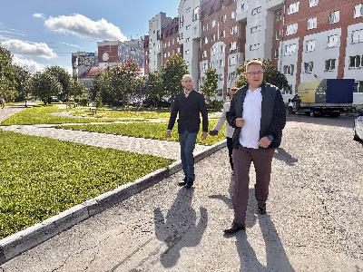 Глава администрации Индустриального района провел встречу с депутатом краевого Собрания