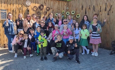 Дети участников СВО посетили барнаульский зоопарк