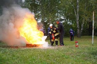 Дружина юных пожарных лицея №124 вошла в число победителей краевой специализированной эстафеты