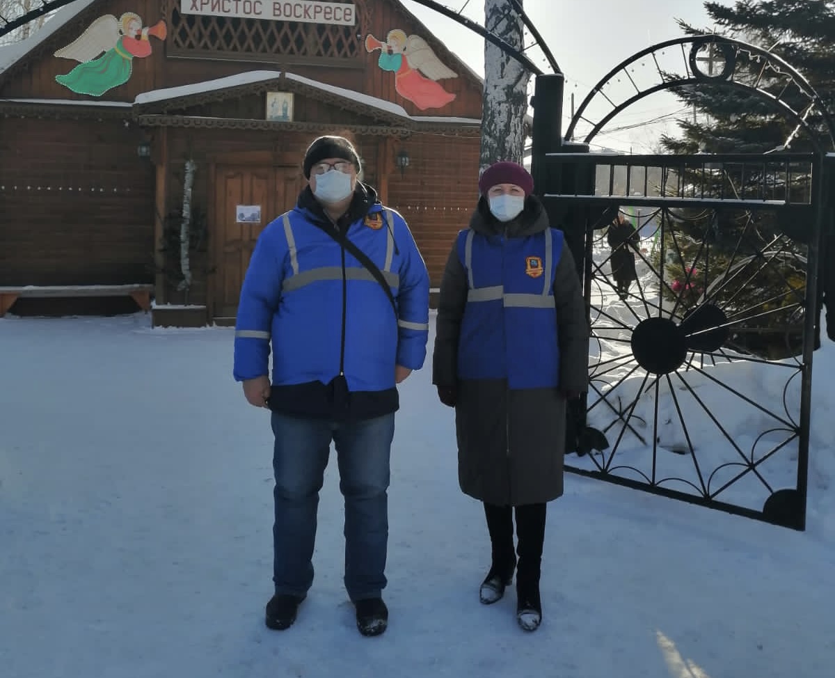 В канун Рождества народные дружинники Центрального района следили за общественным порядком у барнаульских храмов