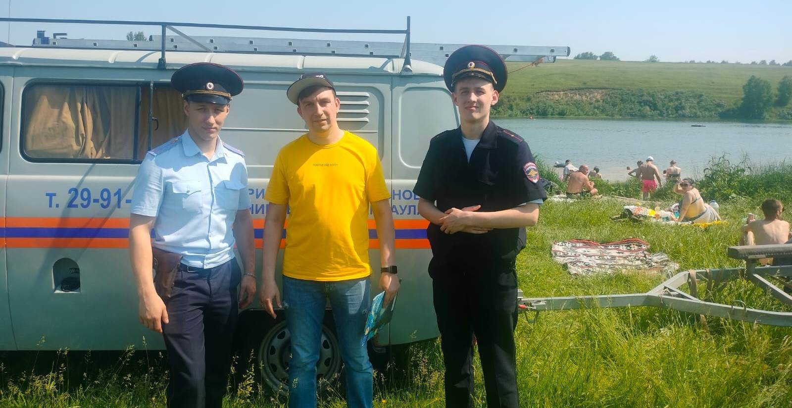 Межведомственный рейд по безопасности на водных объектах прошел на пригородной территории Ленинского района