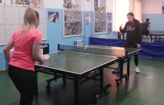 Студенты и учащиеся средне-специальных образовательных учреждений Ленинского района приняли участие в соревнованиях по настольному теннису