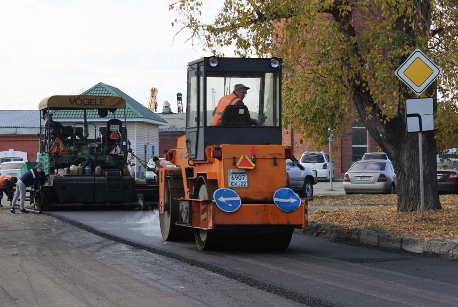 Более 1 миллиарда рублей направят в 2020 году в Барнауле на ремонт дорог в рамках нацпроекта «Безопасные и качественные автомобильные дороги»