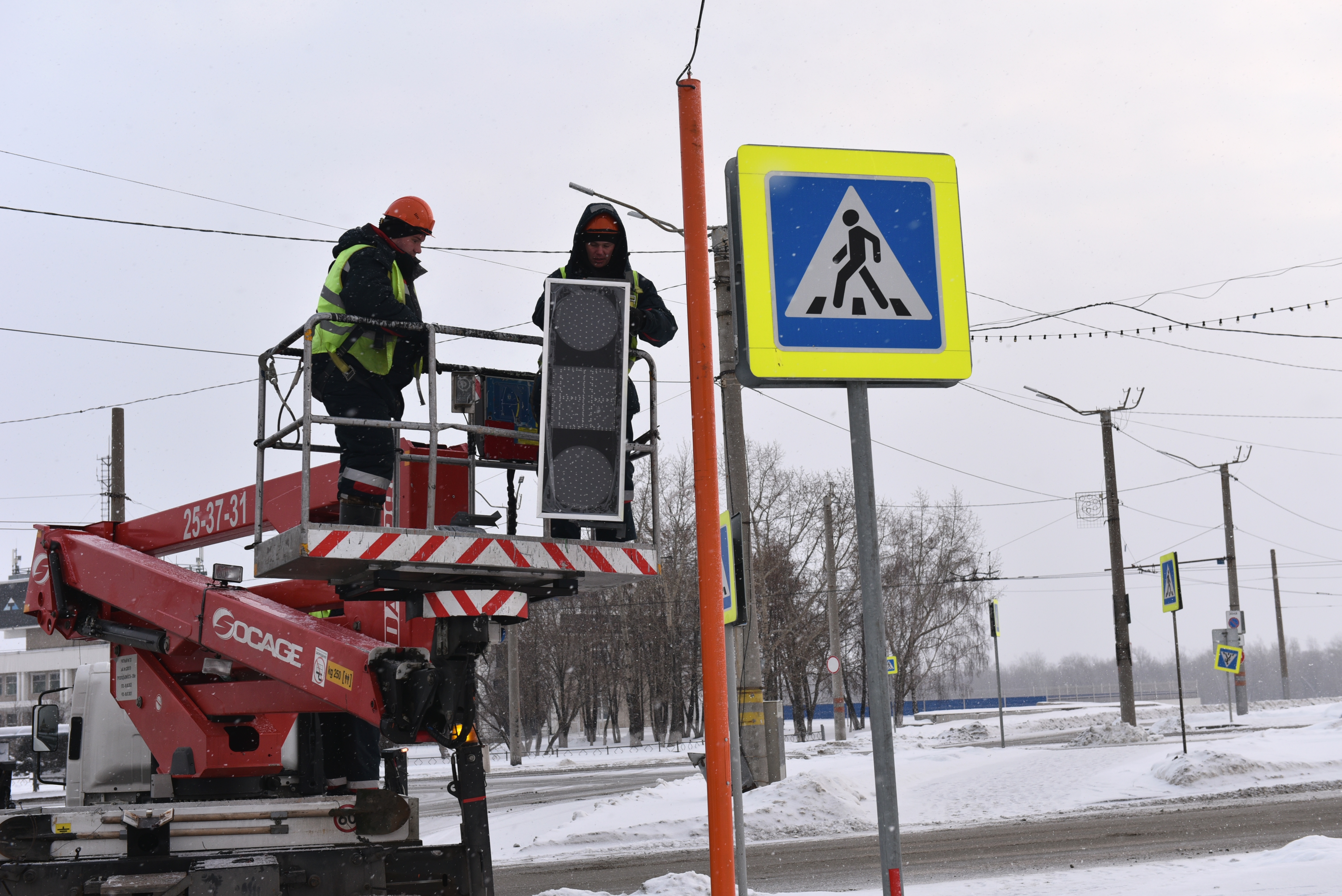 Новый светофор будет установлен на площади Баварина