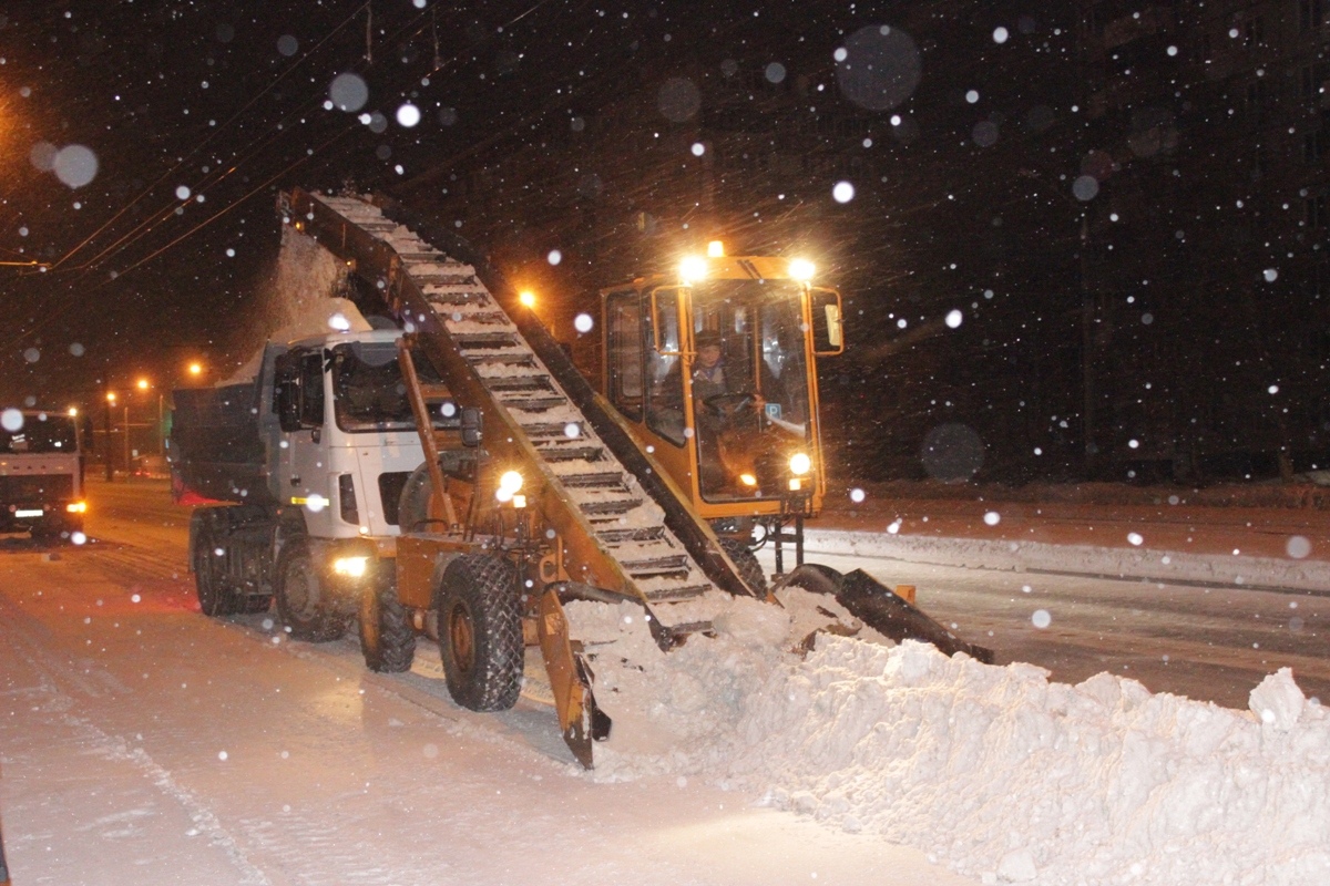 Дорожная служба Барнаула планирует работу с учетом ожидаемого снегопада