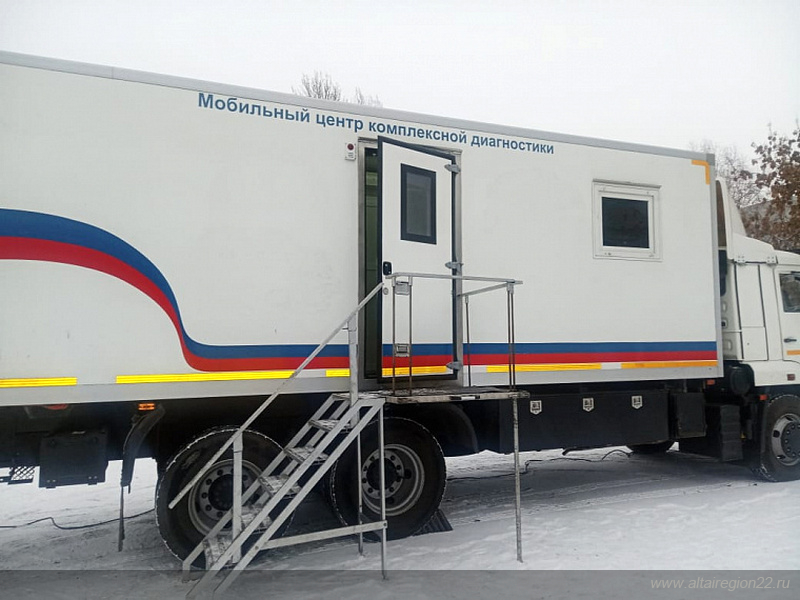 В столице Алтайского края работает мобильный комплекс по вакцинации против коронавирусной инфекции